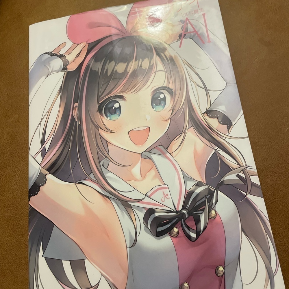 Japanese Kizuna AI 1st Photograph Collection